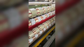 Băng BOPP trong suốt để dán thùng carton an toàn